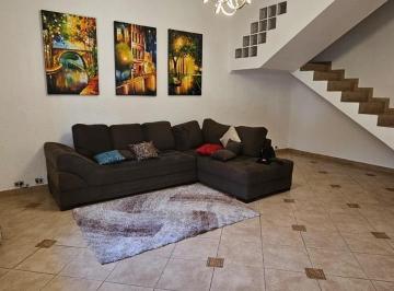 Casa · 125m² · 3 Quartos · 3 Vagas · Sobrado de 125 m², 3 quartos em Parque São Vicente, Mauá