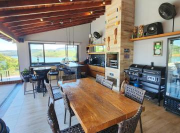 Casa de 6 quartos, Igaratá · LINDA CASA VISTA E ACESSO A REPRESA CASA MODERNA COM 5 SUITES