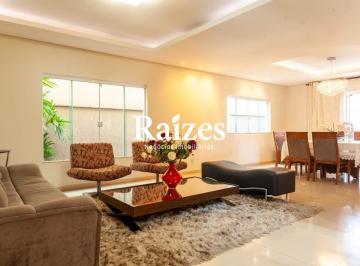 Casa · 300m² · 4 Quartos · 4 Vagas · Excelente casa com 4 suítes e escritório no Tabajaras