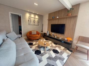 Photo 1 · Apartamento moderno e reformado com 2 quartos, 1 suíte e 2 vagas no Jardim Holly