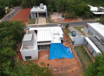 Casa de 4 quartos, Brasília · VENDO CASA NOVA NO CONDOMÍNIO SANTA MÔNICA