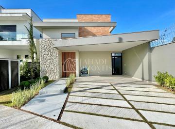 Fachada · Casa Térrea com Piscina no Bella Citta, OPORTUNIDADE ÚNICA!