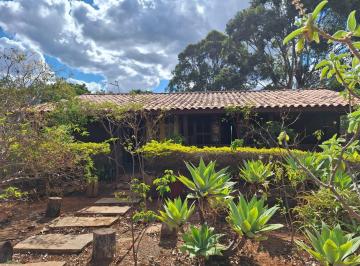 Rural de 2 quartos, Sobradinho · Casa térrea avarandada com 2 suítes em lote de 3.000m² – Lago Oeste