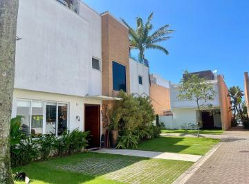 Casa de 4 quartos, São Sebastião · Casa Paradise a Venda, Maresias em Condomínio pé na areia