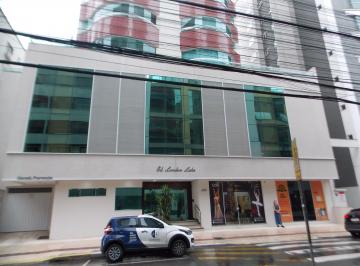 Apartamento de 3 quartos, Balneário Camboriú · Apartamento garden, 3 dormitórios, 1 suíte, Piscina, 235m2 Balneário Cambóriu - direto proprietário.