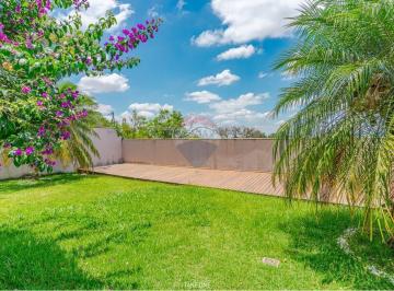 Casa · 131m² · 3 Quartos · 2 Vagas · Casa à venda com 3 quartos | 1 suíte com quintal gramado e AC 131,40 m² - Condomínio Bela Vista - C