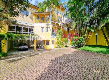 Casa · 396m² · 4 Quartos · 4 Vagas · Linda casa em condomínio fechado