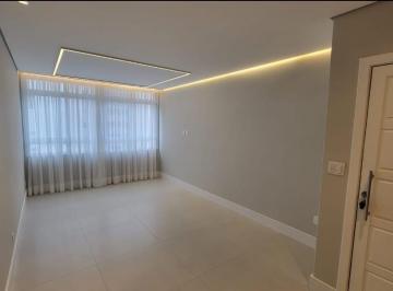 Apartamento de 2 quartos, Santos · Apartamento à venda no coração do Gonzaga – Santos