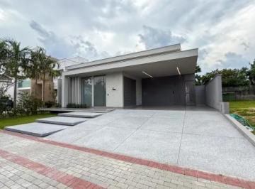 Casa de 3 quartos, São José dos Campos · Casa Térrea - Condomínio Reserva das Figueiras - 300m² Mobiliada