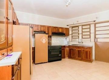 Casa · 250m² · 4 Quartos · Casa com 4 dormitórios