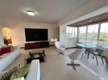 Foto 01 · Costa Azul, 135 m2, 03 quartos + depend, varanda, vista mar,