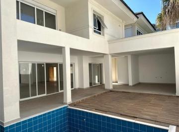 Casa de 4 quartos, São Paulo · Casa de condomínio no Tucuruvi, 4 dormitórios, 4 suítes, 6 banheiros e 6 vagas.