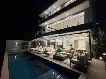 Casa · 500m² · 5 Quartos · 6 Vagas · Casa Nova e Sofisticada com 5 Suítes, Piscina e Elevador à Venda no Condomínio Máxximo Garden - Jard