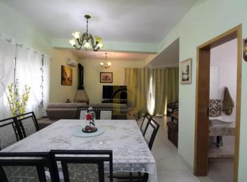 Casa · 250m² · 4 Quartos · 4 Vagas · Casa à venda 4 Quartos sendo 3 suítes, 4 vagas, 250m² / Santo Amaro - Sp