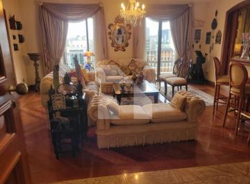 Apartamento · 220m² · 3 Quartos · 3 Vagas · Apartamento com 3 suítes na Santa Cecília