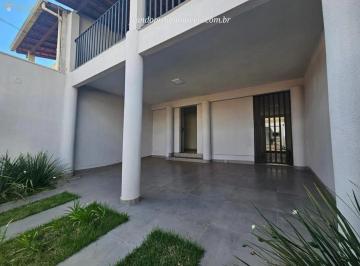Casa · 216m² · 3 Quartos · 2 Vagas · Casa à Venda no Bairro Cássio Rezende – Reformada e com Edícula Independente
