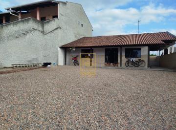 Casa · 121m² · 3 Quartos · 1 Vaga · Casa com amplo terreno