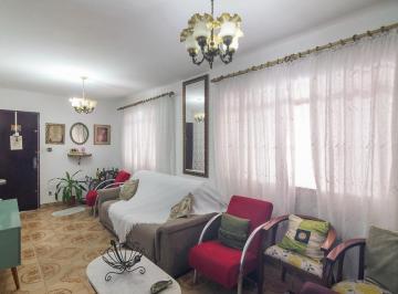be760c95-75c9-49a8-9b19-89924d3a4e21.jpeg · Casa de vila para venda em Parque Novo Oratório com 6 quartos, sendo 1 suíte, 331m²