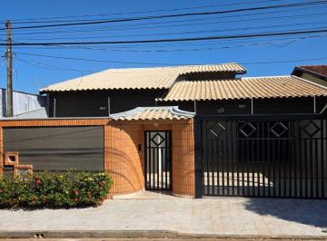 Imagem fachada da casa · Casa à venda no Jardim Caparroz – 3 dormitórios e edícula completa