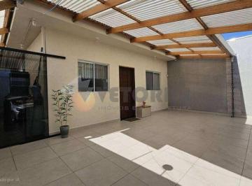 ke5ls2w2ogyxmwuyotyxy2nl_md · Casa à venda em Caraguatatuba, Pontal de Santa Marina, com 2 quartos, 53m²