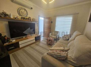 xuqb9s2ogyxmtezztuyyti4_md · Casa à venda em Caraguatatuba, Balneário dos Golfinhos, com 3 quartos, 74m²