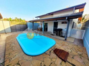 zezq6la2ogywzjlhztk3y2jh_md · Casa com 3 quartos, 132m², à venda em Caraguatatuba, Massaguaçu
