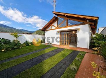 se4wagu2ytrknda4nja1zmy1_md · Casa à venda em Caraguatatuba, Massaguaçu, com 3 quartos, 120m²