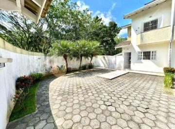 hnuvnk2ogyxmtm3ndm3mjq1_md · Casa de Condomínio à Venda em Cidade Jardim, Caraguatatuba - SP