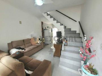 9ccces2ogyxmdgxmdjjnty3_md · Sobrado à venda em Caraguatatuba, Prainha, com 2 quartos, 69m²