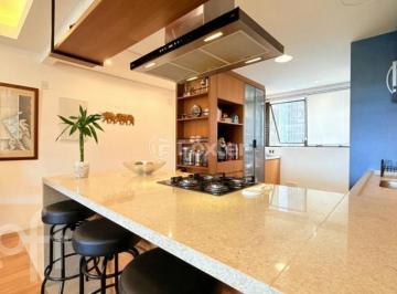 5b3cd62b · Apartamento, 3 dormitórios, 131.23 m², em Petrópolis