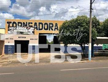 Comercial · 560m² · 0 - Galpão - Setor Central