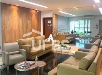 Comercial · 360m² · Imóvel comercial com 360m² e à venda no bairro Fundinho