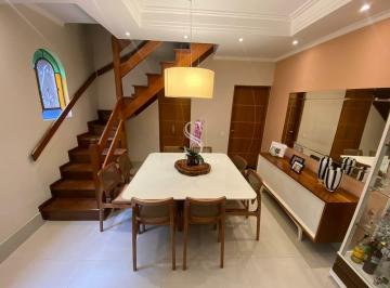 Casa · 290m² · 4 Quartos · 2 Vagas · Lapa - Sobrado de 310m² com 4 dormitórios/1 suite, 3 banheiros, 2 vagas e edícula