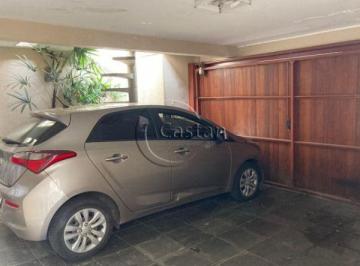 Casa · 164m² · 3 Quartos · 2 Vagas · Sobrado em Vila Gumercindo
