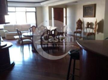 Casa · 370m² · 3 Quartos · 8 Vagas · Sobrado em Vila Ema