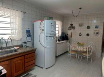 Casa · 129m² · 3 Quartos · 2 Vagas · Sobrado em Parque São Lucas