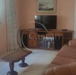 Casa · 240m² · 3 Quartos · 6 Vagas · Casa em Vila Prudente