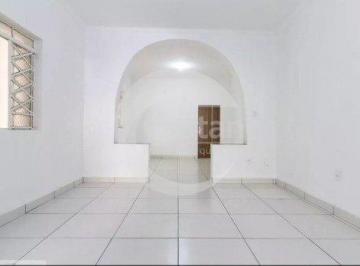 Casa · 251m² · 4 Quartos · 1 Vaga · Sobrado em Agua Rasa
