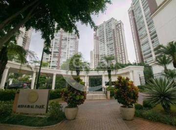 Apartamento · 385m² · 4 Quartos · 5 Vagas · Cobertura em Tatuapé
