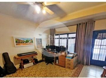 Casa · 238m² · 4 Quartos · 2 Vagas · Sobrado em Tatuapé
