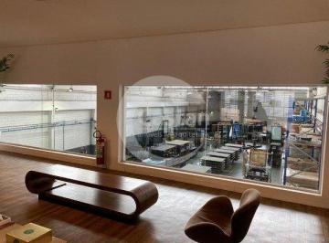 Comercial · 3991m² · 1 Quarto · 10 Vagas · Edifício Comercial em Luz