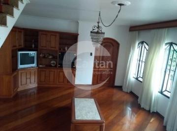 Casa · 200m² · 3 Quartos · 4 Vagas · Sobrado em Agua Rasa