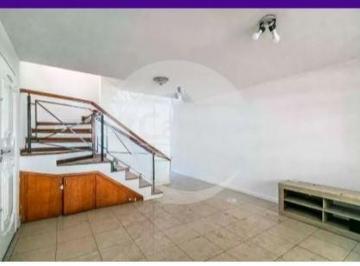 Casa · 200m² · 3 Quartos · 2 Vagas · Sobrado em Vila Carrão