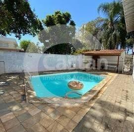 Casa · 276m² · 4 Quartos · 2 Vagas · Sobrado em Jardim São Caetano