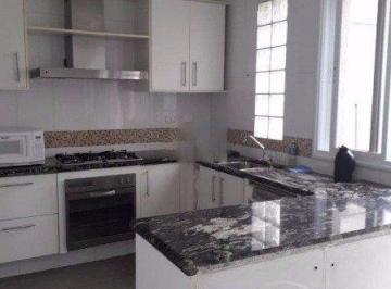Casa · 153m² · 4 Quartos · 10 Vagas · Sobrado em Mooca