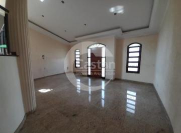 Casa · 247m² · 3 Quartos · 4 Vagas · Sobrado em Mooca