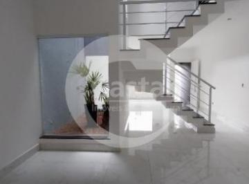Casa · 150m² · 3 Quartos · 2 Vagas · Sobrado em Agua Rasa