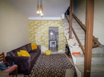 Casa · 180m² · 3 Quartos · 1 Vaga · Sobrado em Agua Rasa