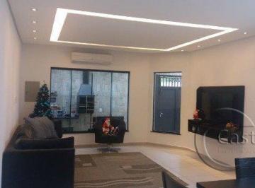 Casa · 143m² · 2 Quartos · 4 Vagas · Sobrado em Vila Ema