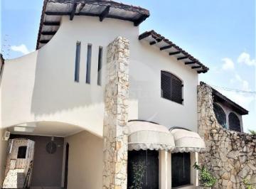 Casa · 200m² · 3 Quartos · 3 Vagas · Sobrado em Vila Ema